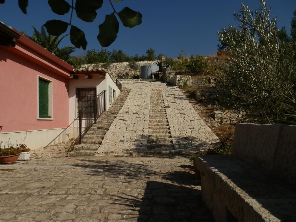 La Pietra Villa Chiaramonte Gulfi Oda fotoğraf
