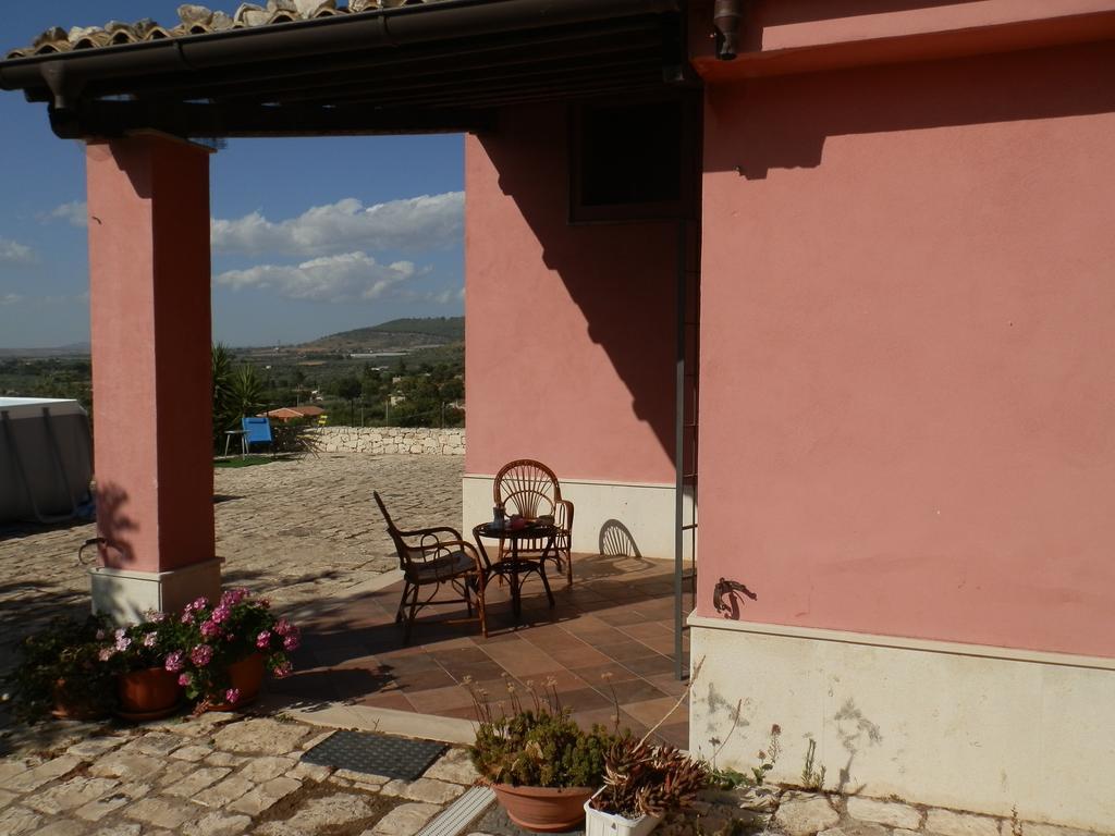 La Pietra Villa Chiaramonte Gulfi Oda fotoğraf